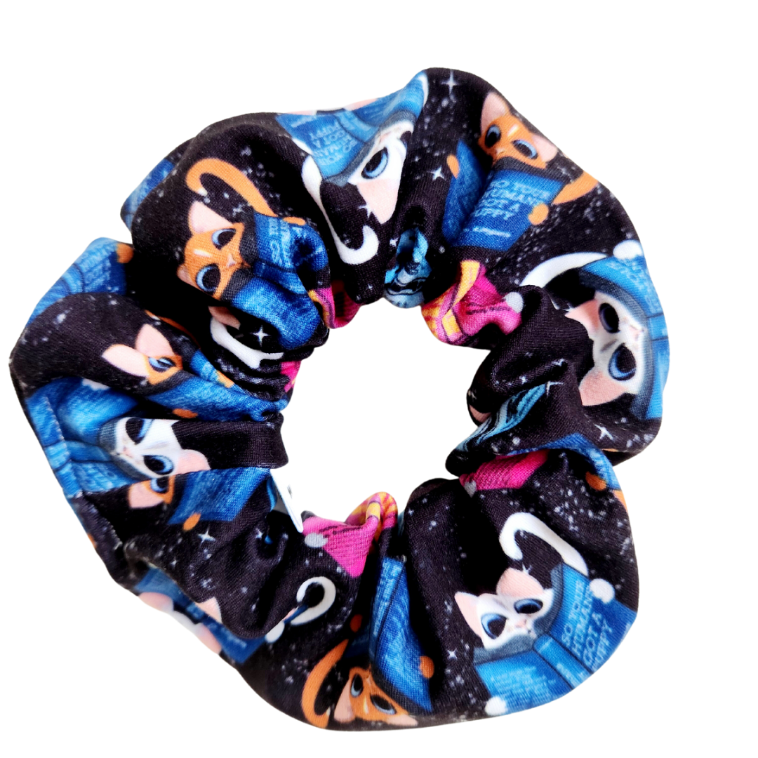 Scrunchie Reading Cats