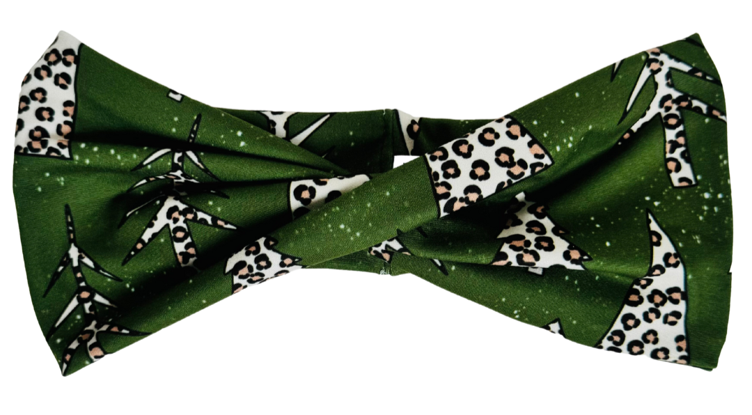 Green Cheetah Christmas Tree Luxe Extra Wide - Workout Headband